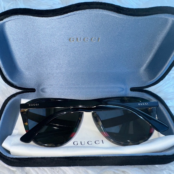 Gucci Aviator Sunglasses